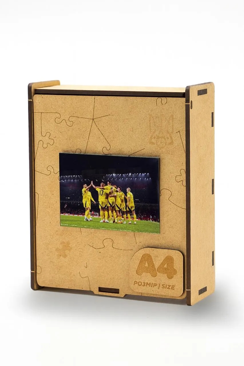 Пазл «Збірна України (жовта форма)»