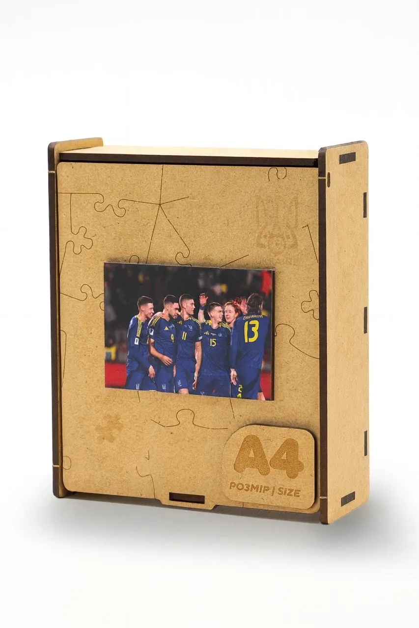 Пазл «Збірна України (синя форма)»