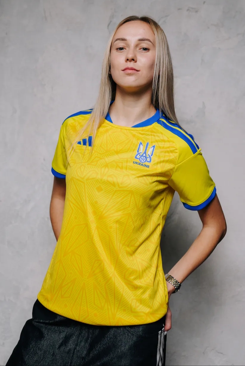 Домашня джерсі Ukraine 26 (Жіноча команда)