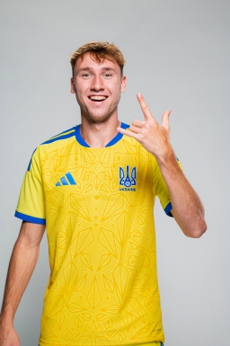 Футболка гравця збірної Розмір: S, Color: Жовтий, Гравець: Ванат