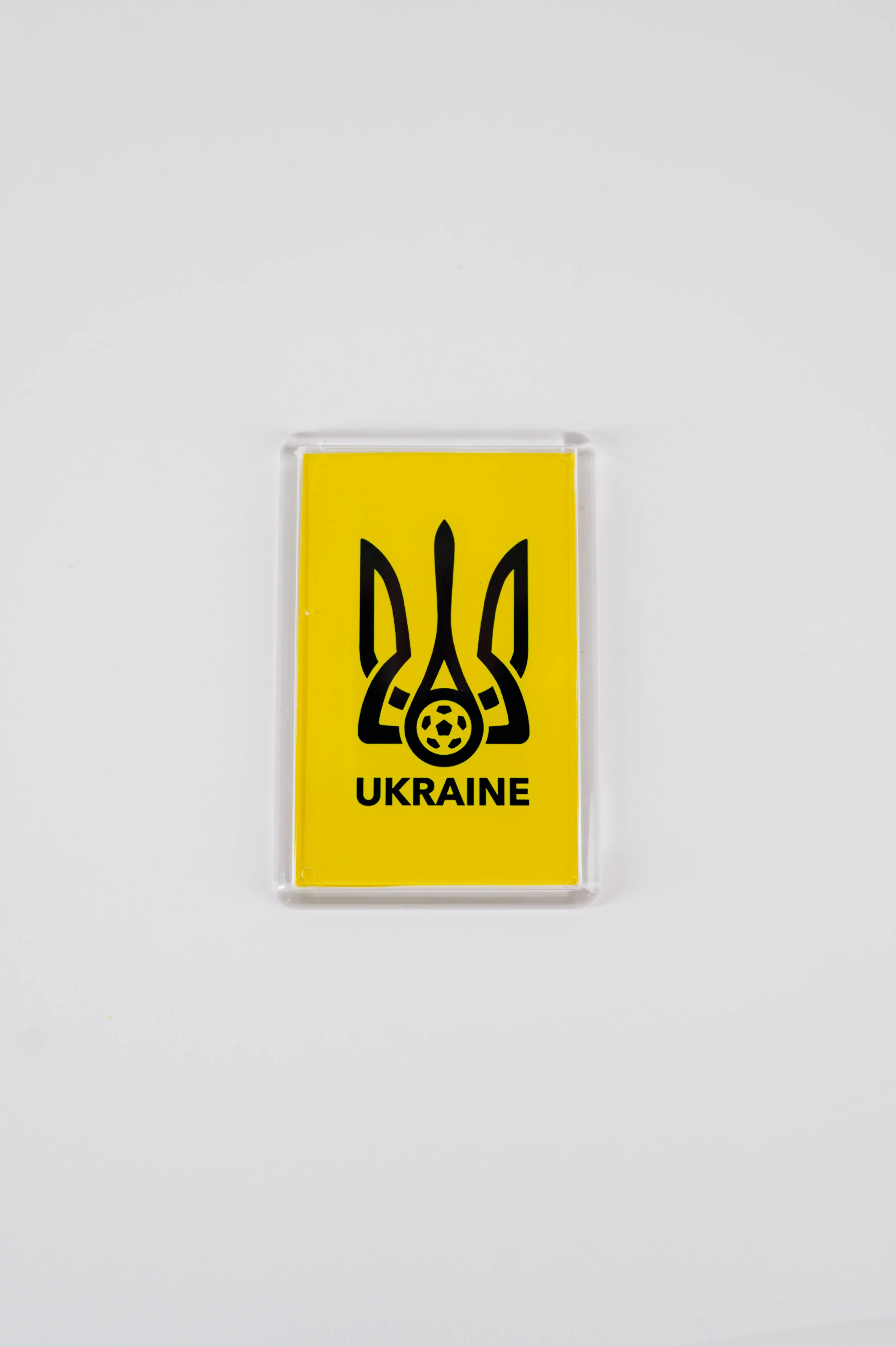 Магніт акриловий жовтий