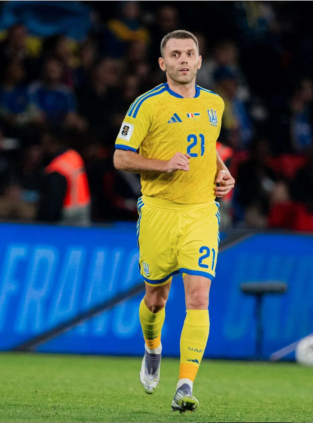 Футболка Караваєва з матчу Франція-Україна (13.11.2025) https://shop.uaf.ua Футболка Караваєва з матчу Франція-Україна (13.11.2025)