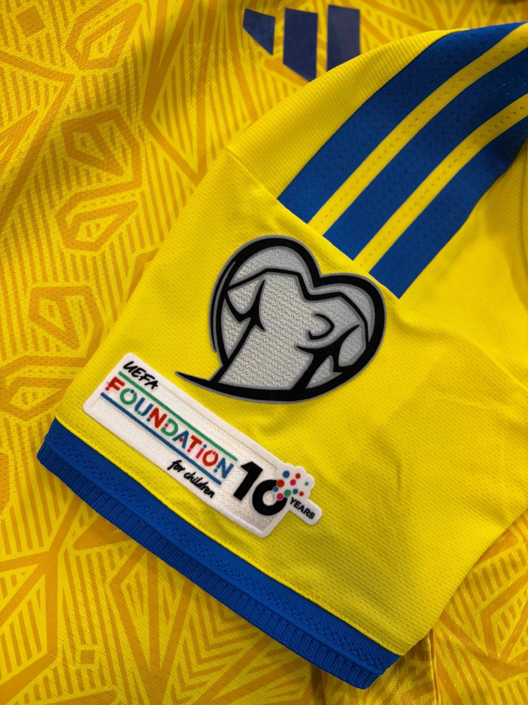 Футболка Назарини з матчу Франція-Україна (13.11.2025) https://shop.uaf.ua Футболка Назарини з матчу Франція-Україна (13.11.2025)