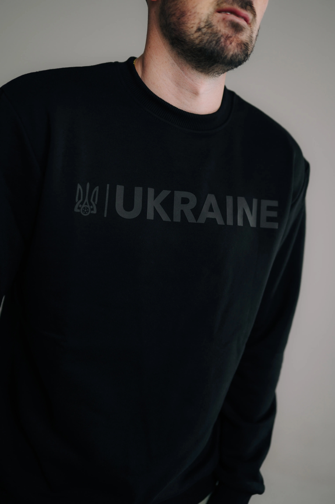 Світшот «Ukraine» https://shop.uaf.ua Розмір: S Світшот «Ukraine» Розмір: S