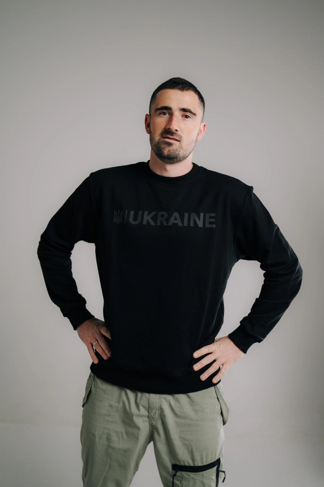 Світшот «Ukraine» https://shop.uaf.ua Розмір: S Світшот «Ukraine» Розмір: S