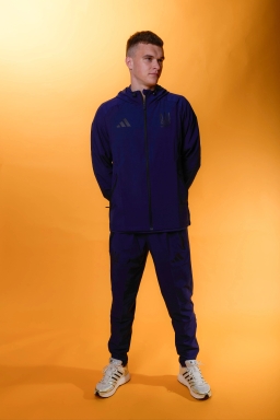 Спортивна куртка "Ukraine 26" https://shop.uaf.ua Розмір: S Спортивна куртка "Ukraine 26" Розмір: S