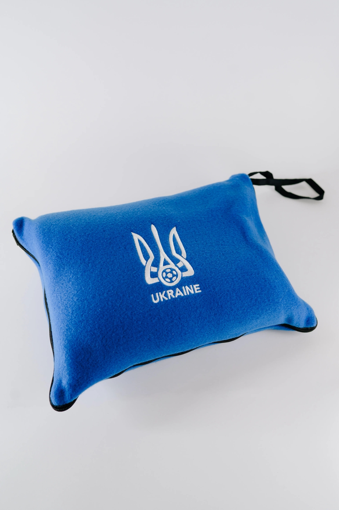 Плед-подушка УАФ https://shop.uaf.ua Плед-подушка УАФ