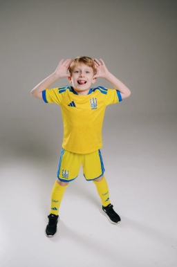 Домашні шорти Ukraine 26 Kids https://shop.uaf.ua Розмір: 128 Домашні шорти Ukraine 26 Kids Розмір: 128