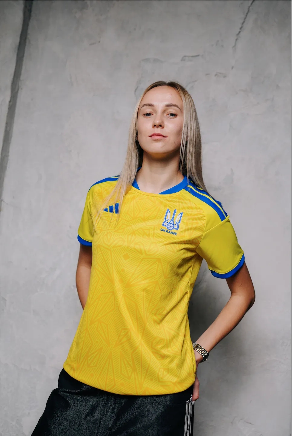 Домашня джерсі Ukraine 26 (Жіноча команда) https://shop.uaf.ua Розмір: S Домашня джерсі Ukraine 26 (Жіноча команда) Розмір: S